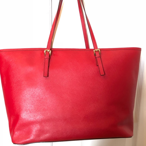 Michael Kors Red Jet Set Tote - Picture 3 of 8
